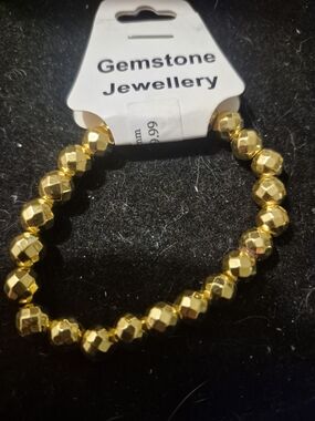 Shiny Gold Faceted Bead Stretch Bracelet